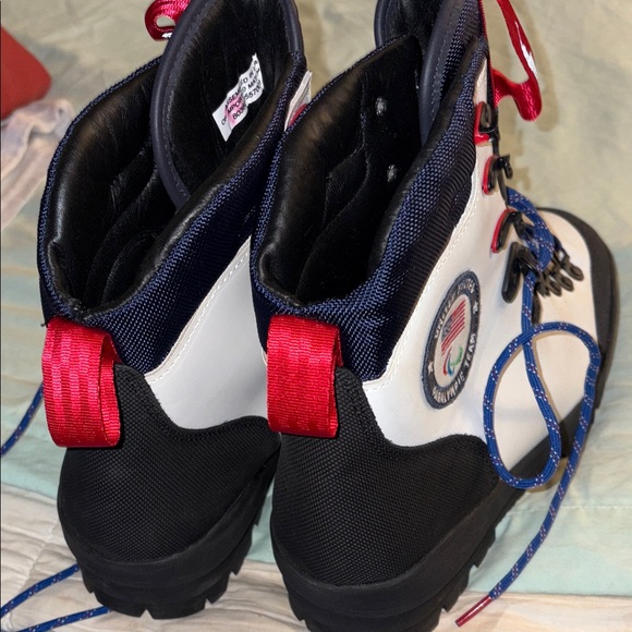 Ralph Lauren US Olympic boots size 10 - Picture 3 of 4
